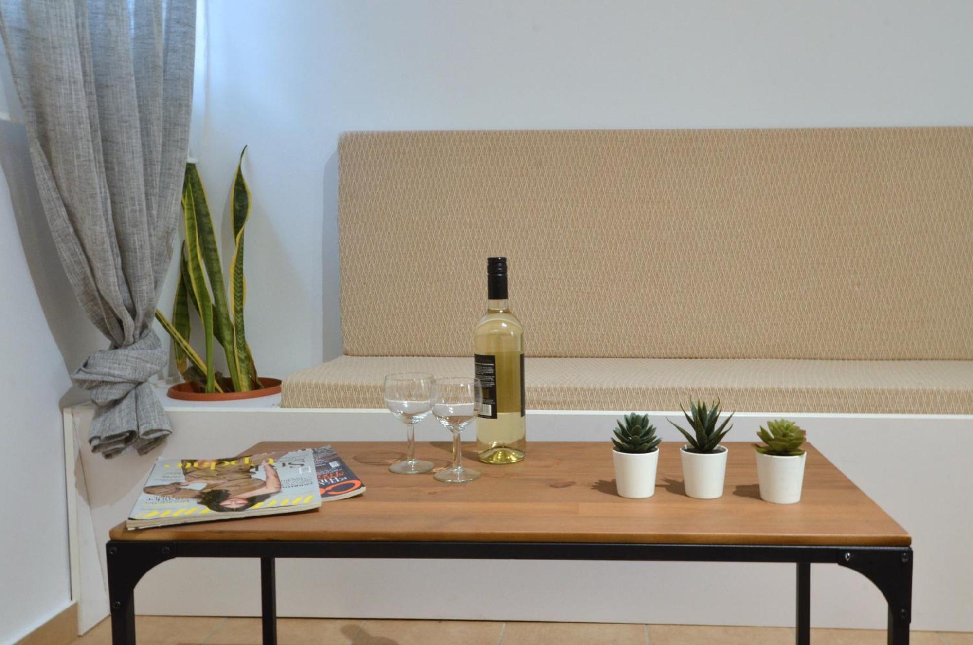 Acropolis, A Nice And Minimal Apartment Atenas Exterior foto